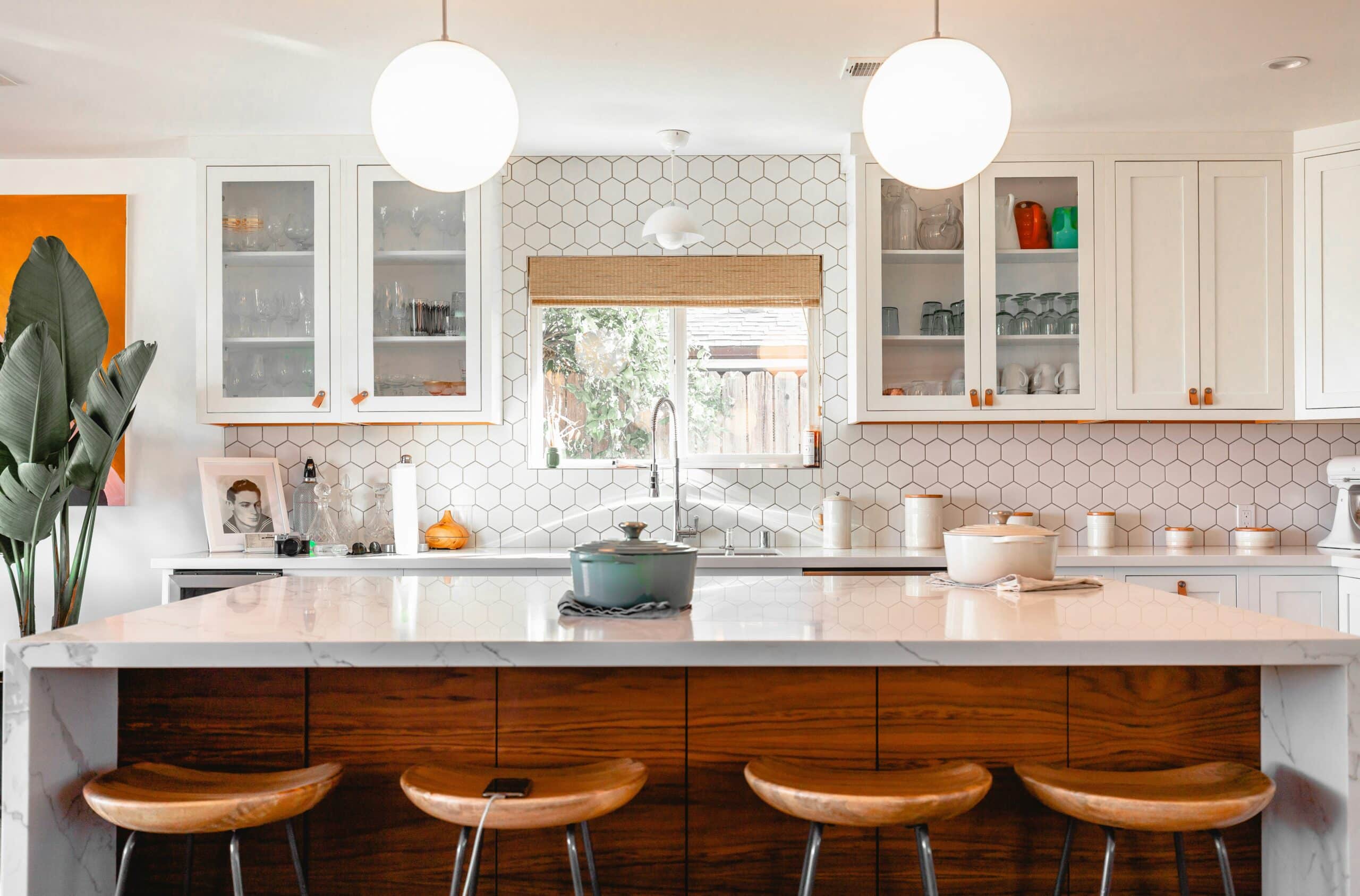 You are currently viewing Mastering Your Countertops: A Guide to Choosing the Perfect Surface